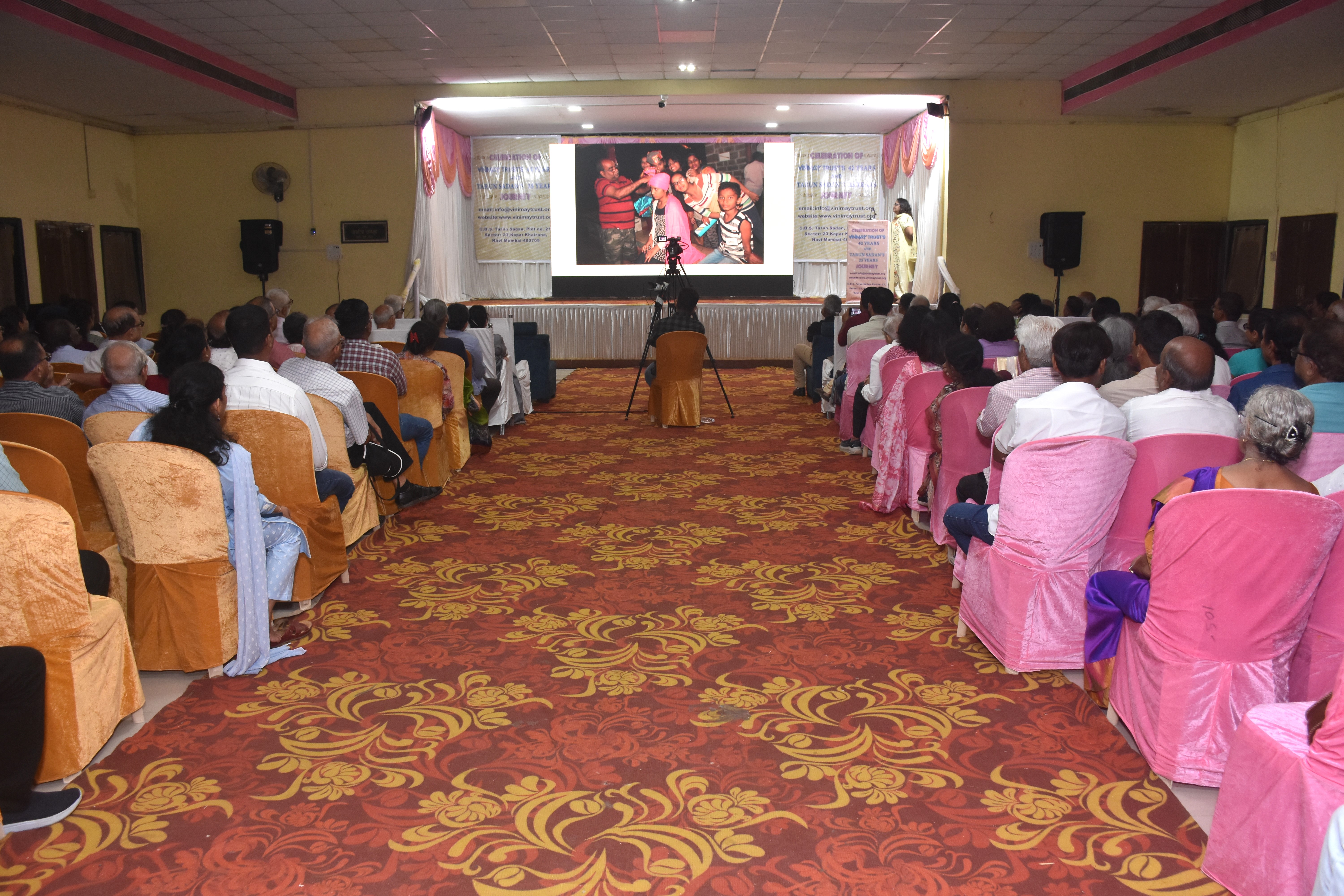 Meeting with the donors, volunteers and well-wishers